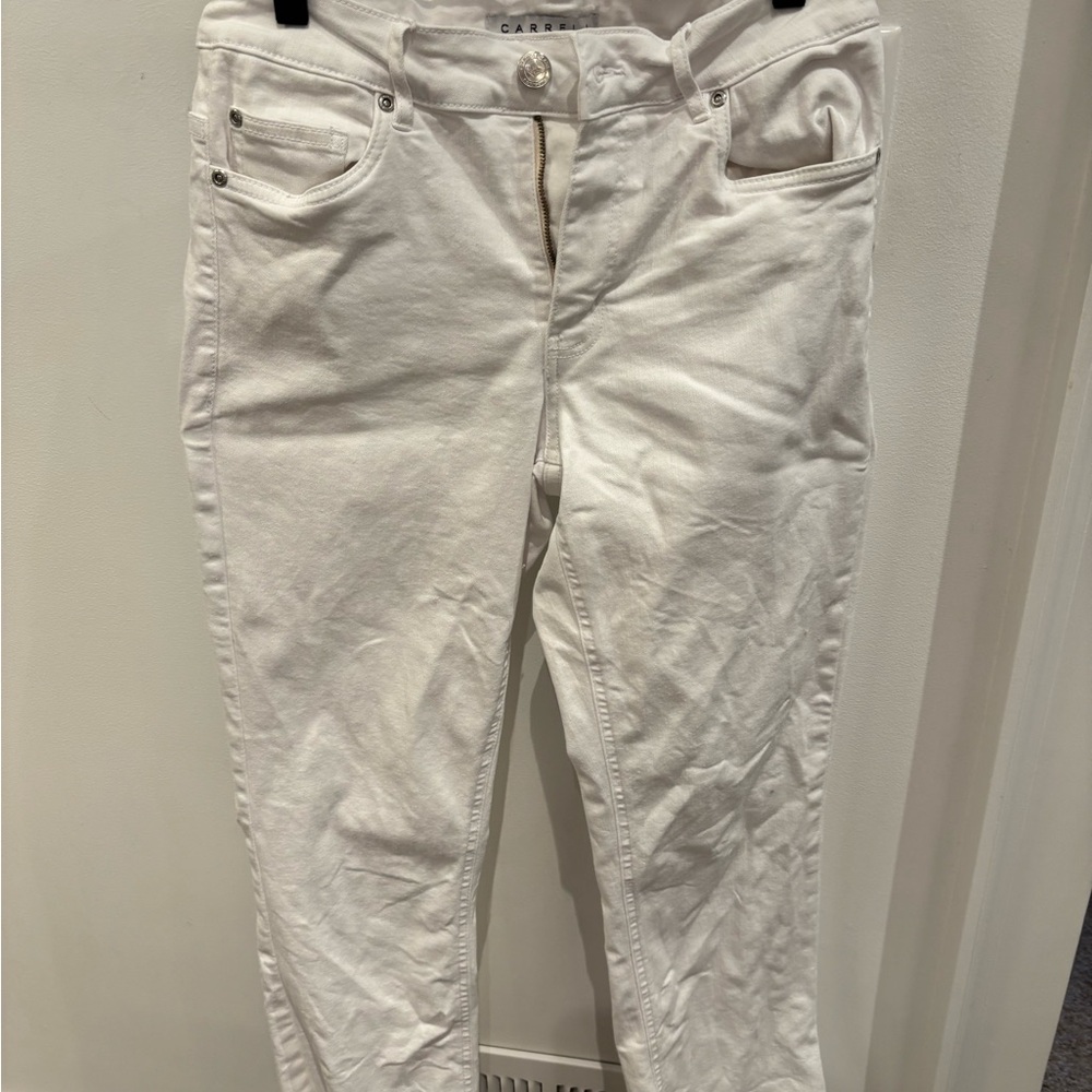 White Women's cropped frayed Jeans